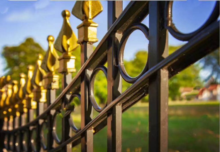 Construction effect of iron art wall