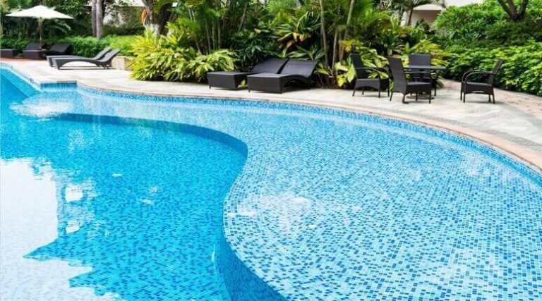 swimming pool size