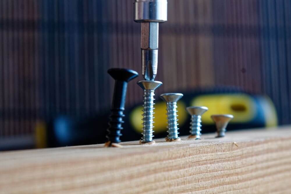 types of nut and bolt